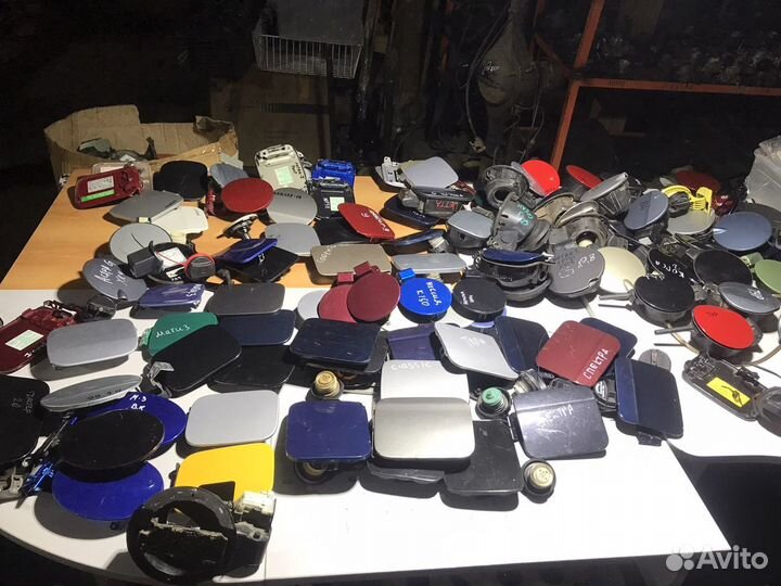 Лючки бензобака для иномарок