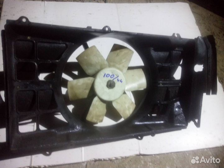Дифузор всборе,вентилятор охлаждения Ауди 100/44 B