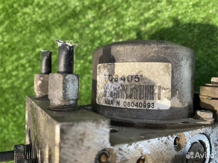 Блок ABS(1) Nissan X-Trail DNT31 M9R 2010