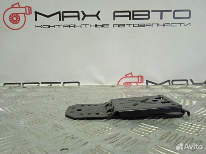 Б/У Противоткатный упор Volkswagen Touareg 7L6 AXQ