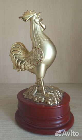 Петух на монетах