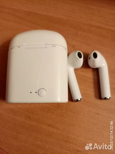 Беспроводные наушники