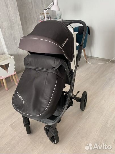 Прогулочная коляска luxmom