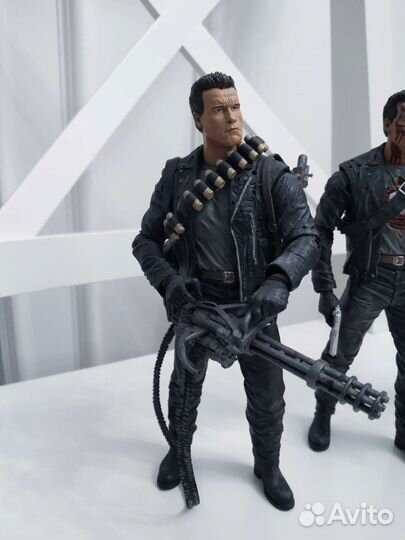 Фигурка Терминатора Т-800