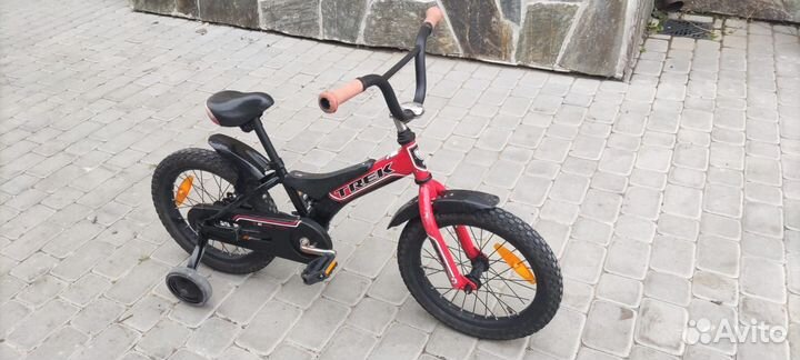 Детский велосипед Trek 16