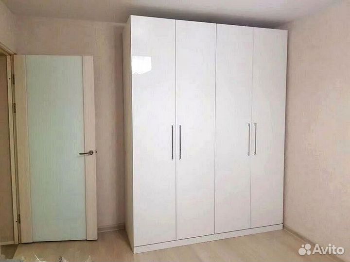 Шкаф новый распашной. Рассрочка