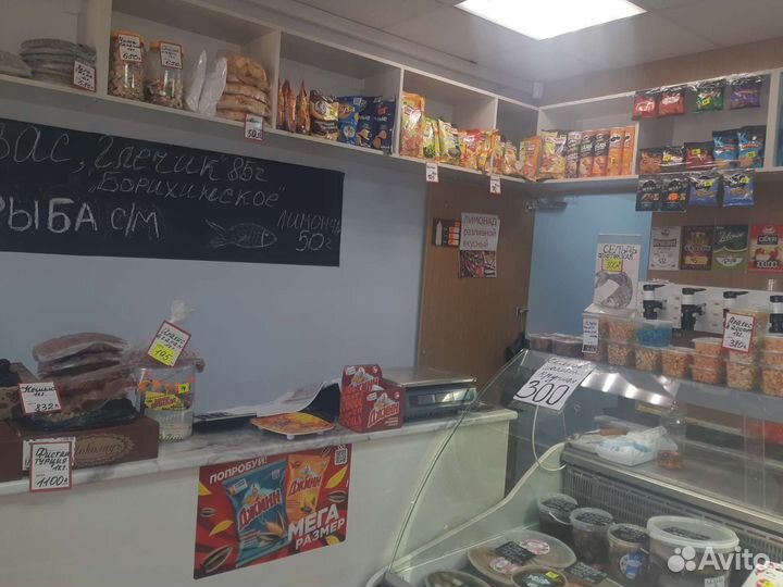 Продавец в продуктовый магазин