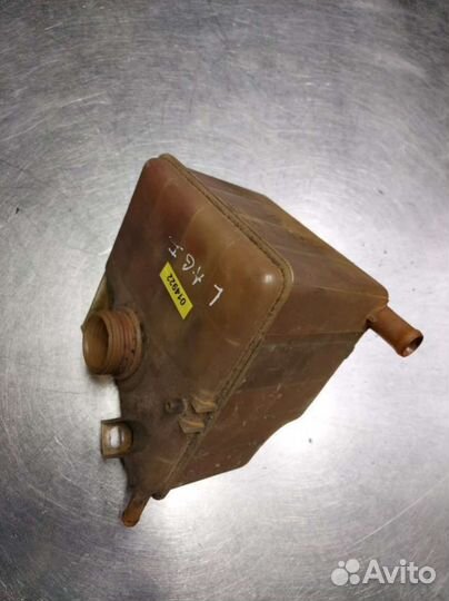 Расширительный бачок Renault Laguna 1 7700823704