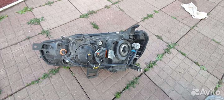 Фары на mitsubishi lancer 10