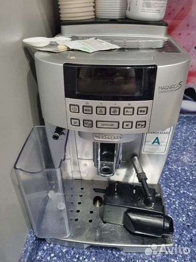 Кофеварка delonghi