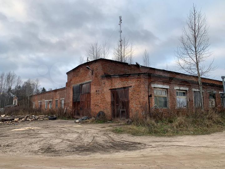 Гараж, > 30 м²