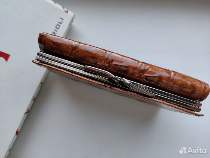 Кошелек из натуральной кожи Akvorioli