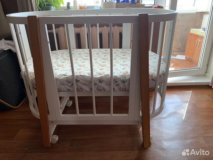 Детская кровать из массива бука