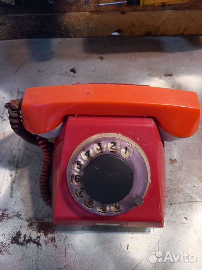 Старый телефон СССР