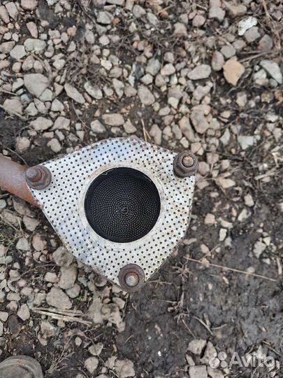 Глушитель на део некси