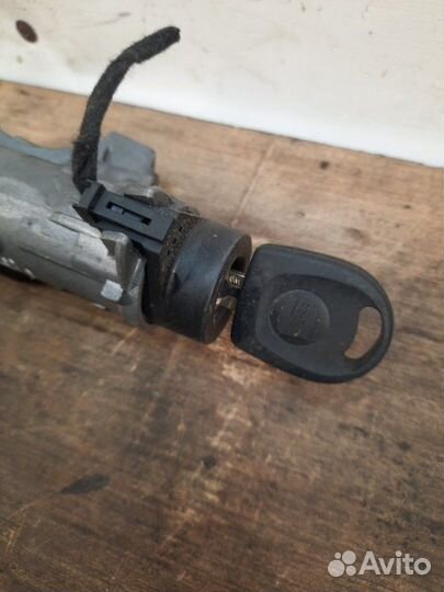 Замок зажигания Seat Ibiza хэтчбэк 5 дв. 1.4 BKY