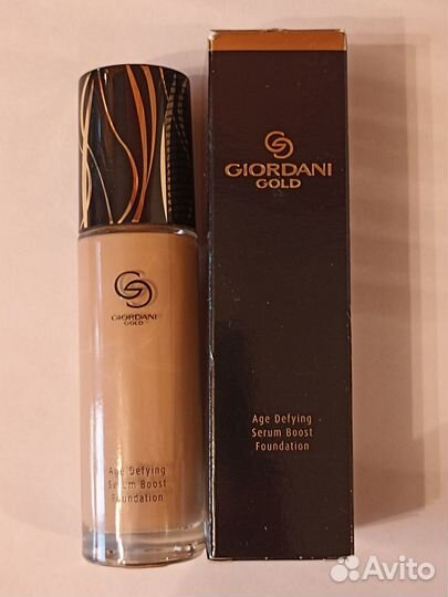 Тональная основа Оriflame