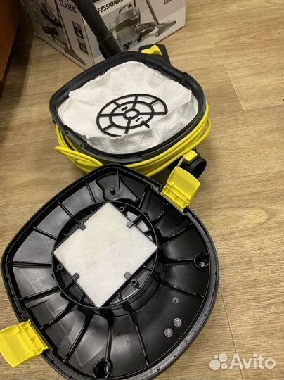 Пылесос сухой уборки Karcher T7/1