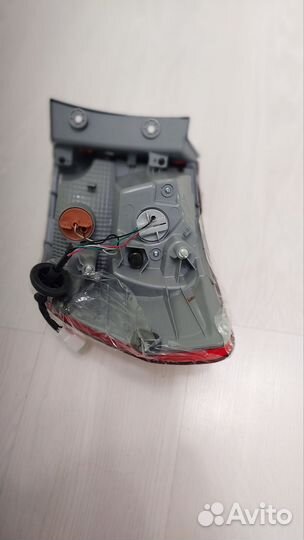 Kia rio 3 хэтчбек задняя левая фара 2015-2017