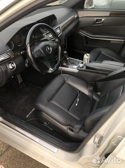 Mercedes-Benz E-класс, 2010