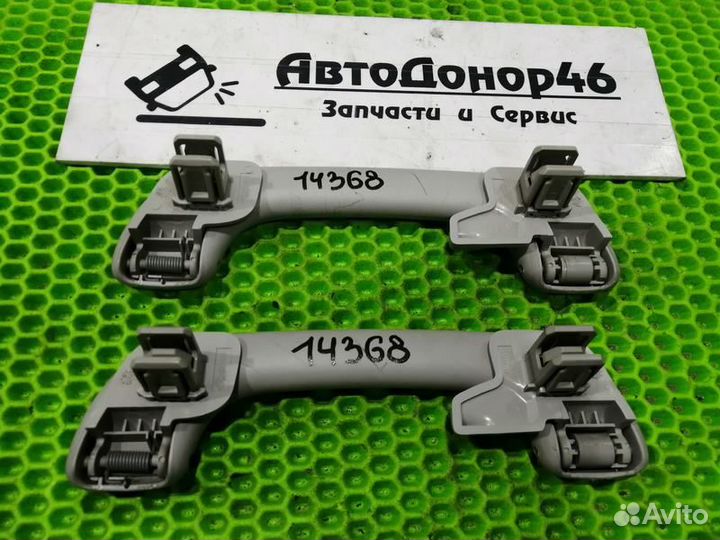 Ручка потолка задняя Renault Megane 3