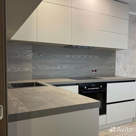 Кухонный гарнитур любой сложности