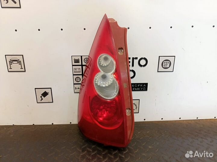 Фонарь задний левый для Mazda 5