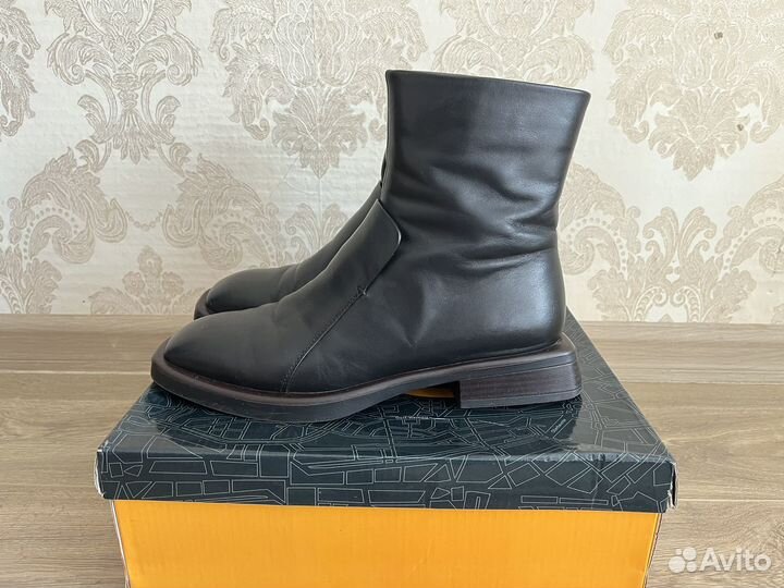 Ботинки кожаные