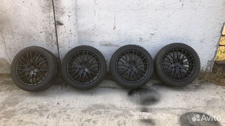 R17 Bridgestone Blizzak Spike-01 245/45, PCD 5x120 DIA 72.6
