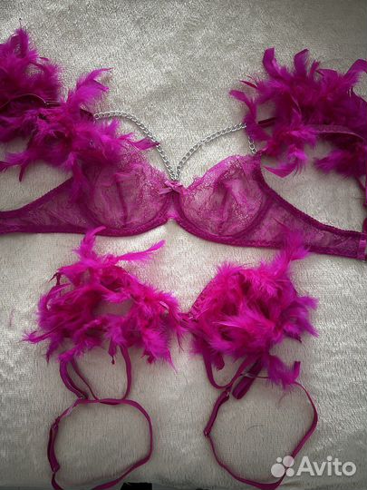 Белье с перьями