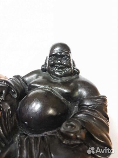 Статуэтка будды