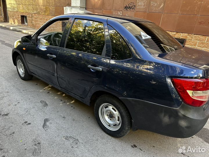 LADA Granta 1.6 МТ, 2013, 208 000 км