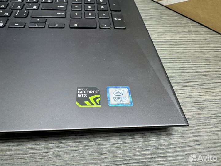 Монстр Dell i5-7300HQ 12Gb GTX1060 6Gb SSD256+HDD