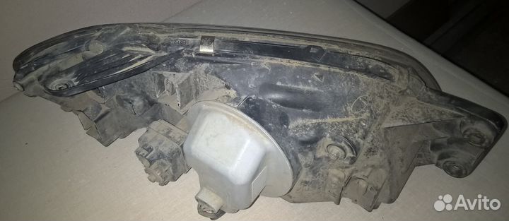 Фара на Субару левая