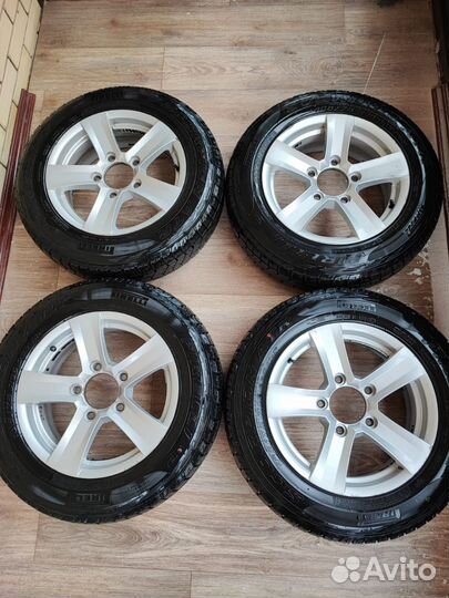 Диски R15 на Ниву