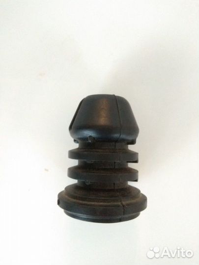 Отбойник Ауди 80, новый