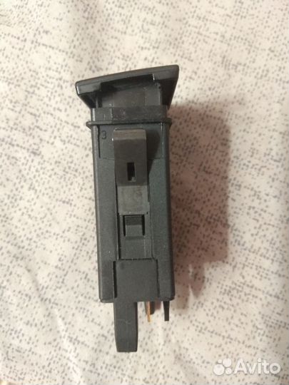 Кнопка обогрева заднего стекла Golf 4 Bora