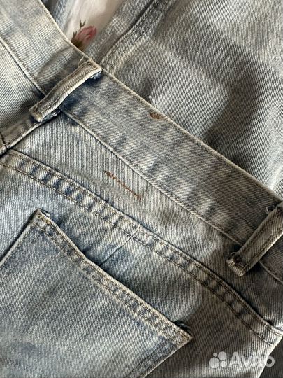 Джинсы широкие