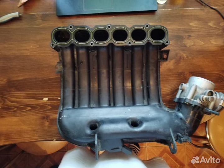 Впускной коллектор, дроссельная заслонка пежо 607