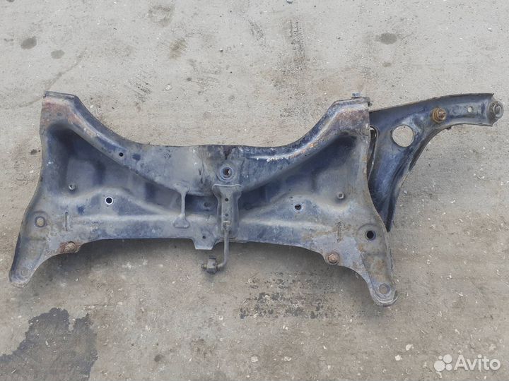 Балка подмоторная (подрамник)