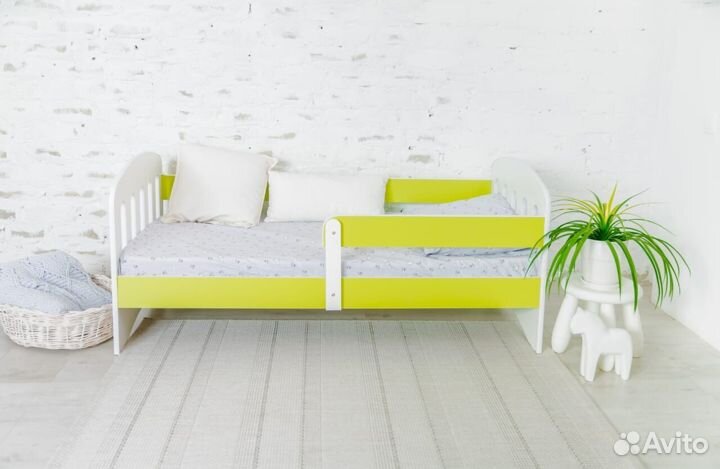 Кроватка ламинат от 2х лет софа цвет высокий борт