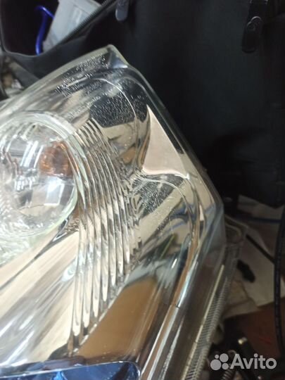 Фара nissan leaf левая LED