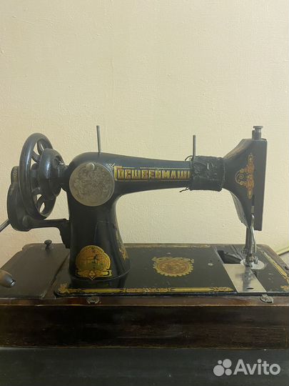 Швейная машина Госшвеймашина