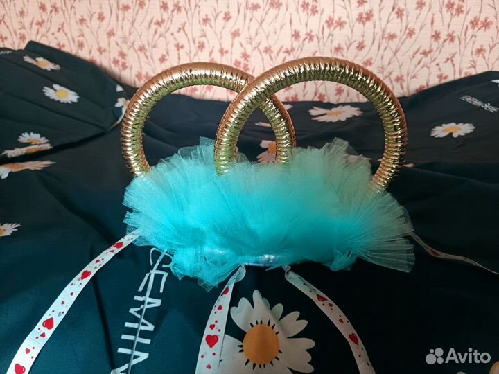 Свадебное украшение на машину