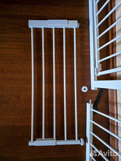 Ворота безопасности для проемов и лестниц