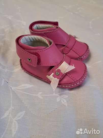 Ботинки на девочку