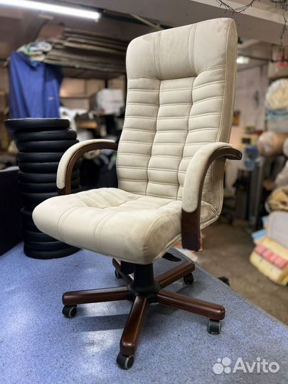 Компьютерное кресло