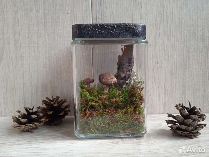 Декоративная банка