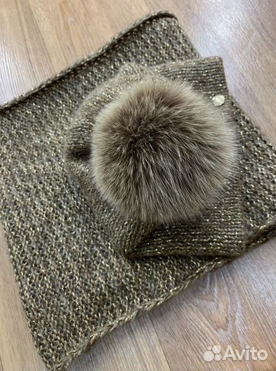 Шапка вязаная женская