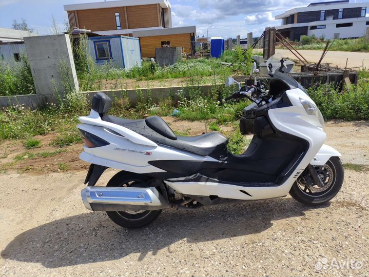 Suzuki Burgman Skywave 400